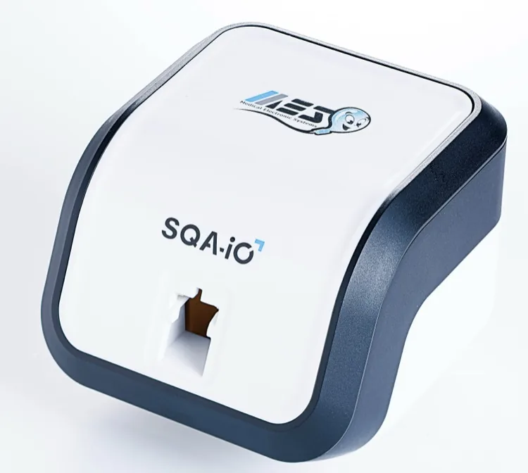 精液検査機器 SQA-iO（Medical Electronic Systems社）